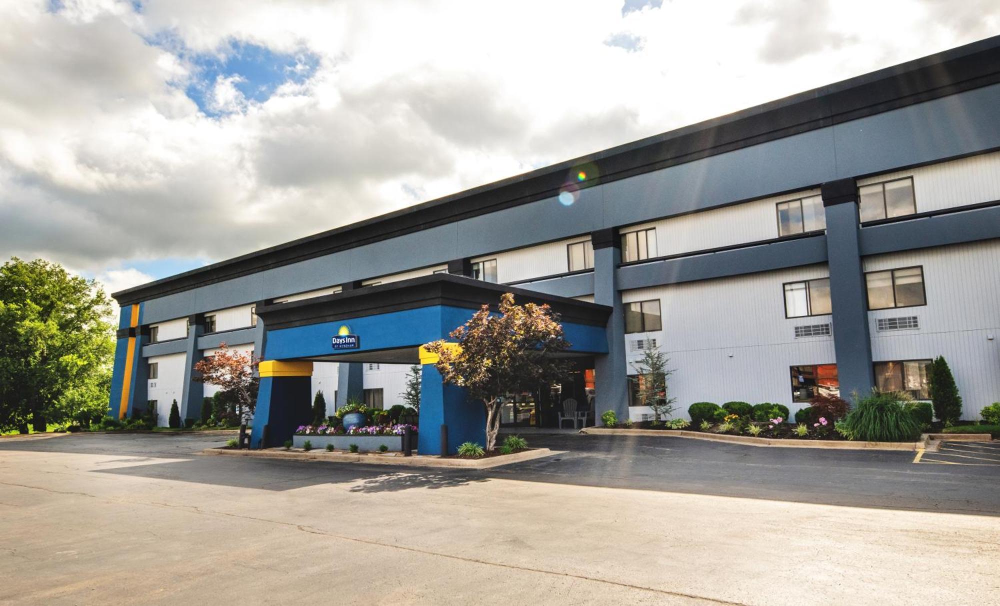 Days Inn By Wyndham Fort Smith Exterior photo